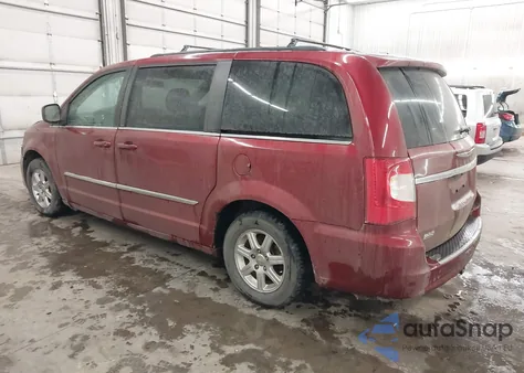 2012 Chrysler Town & Country Touring z USA, uszkodzony, nr VIN 2C4RC1BG7CR186421